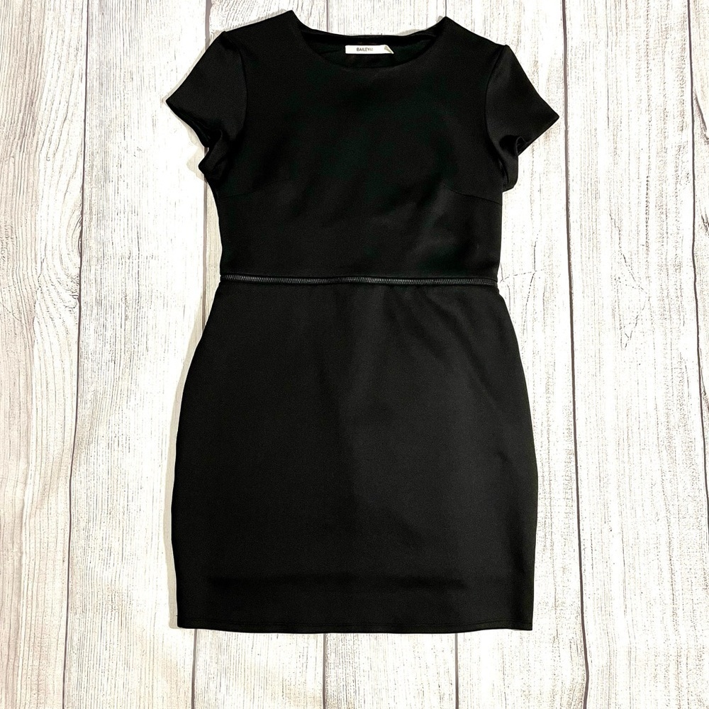 BAILEY 44 Women’s Short Sleeve Black Two Way Zipper Dress Size Large